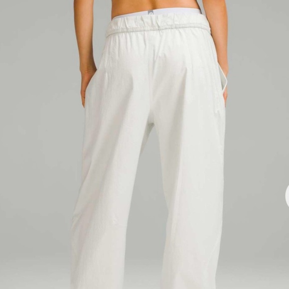 Lululemon Cinchable Cuff High Rise Jogger L - Picture 3 of 8
